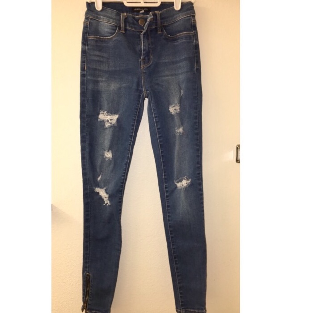 Kendall and Kylie ripped skinny jeans